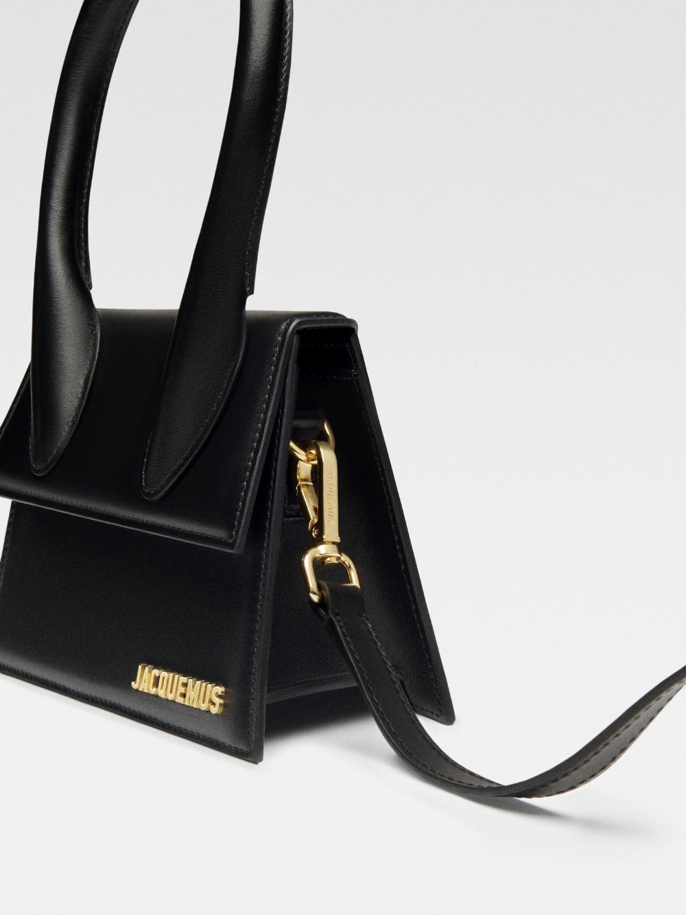Jacquemus Le Chiquito Moyen Black Bag by Jacquemus